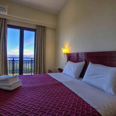 Isaris Hotel Isaraiko Spiti Agia Theodora מראה חיצוני תמונה