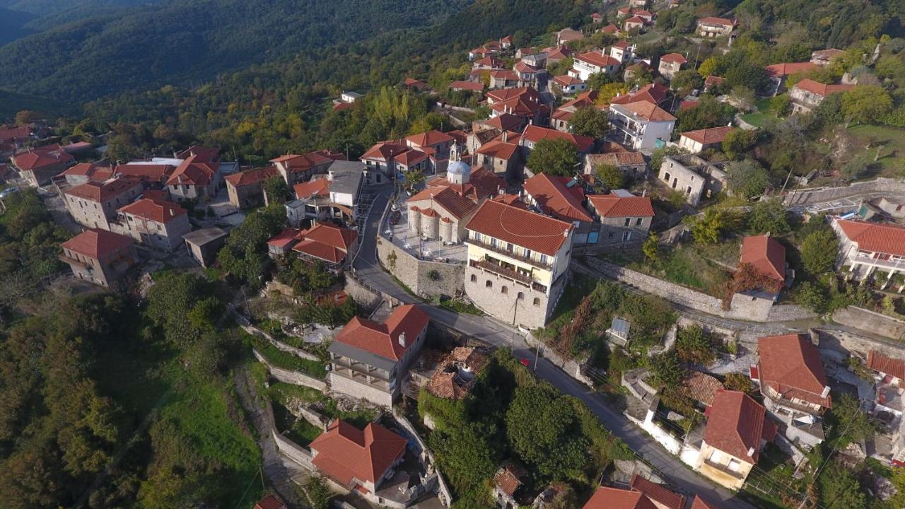 Isaris Hotel Isaraiko Spiti Agia Theodora מראה חיצוני תמונה