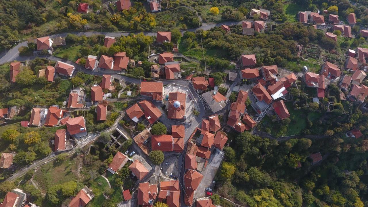 Isaris Hotel Isaraiko Spiti Agia Theodora מראה חיצוני תמונה