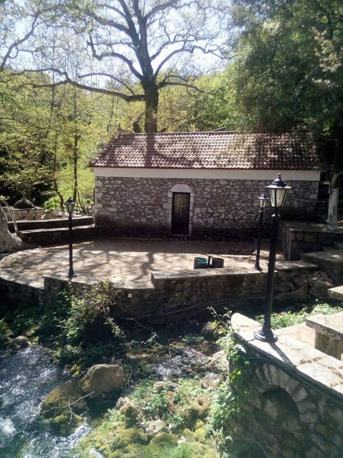 Isaris Hotel Isaraiko Spiti Agia Theodora מראה חיצוני תמונה